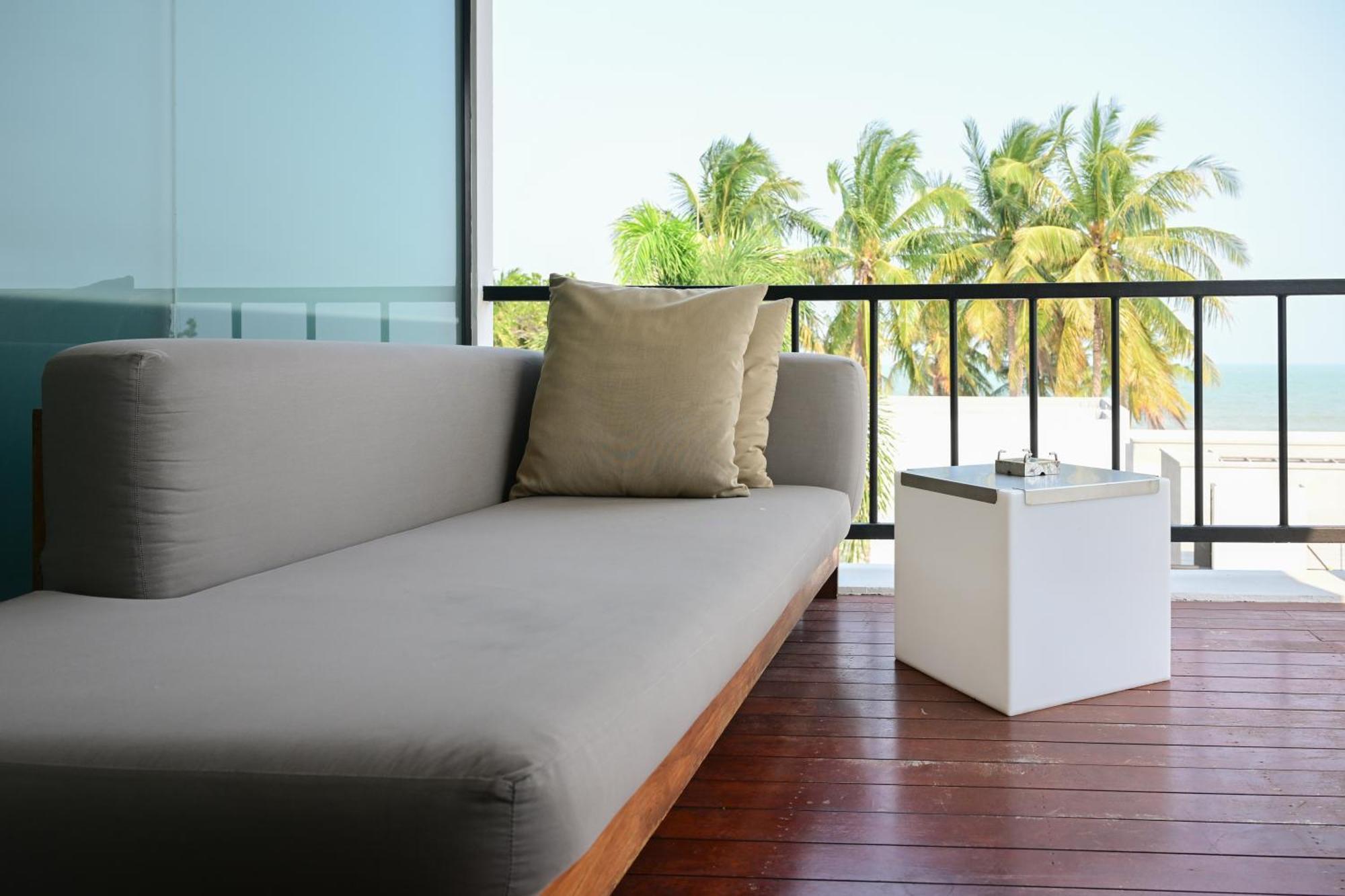 Dune Hua Hin Hotel Екстериор снимка